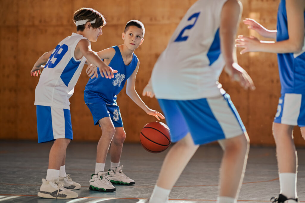 Feaxe Sports - Custom uniform manufacturer,Bulk team uniforms supplier,sublimated sports uniforms,custom corporate clothing,high-quality workwear factory,customized school apparel.